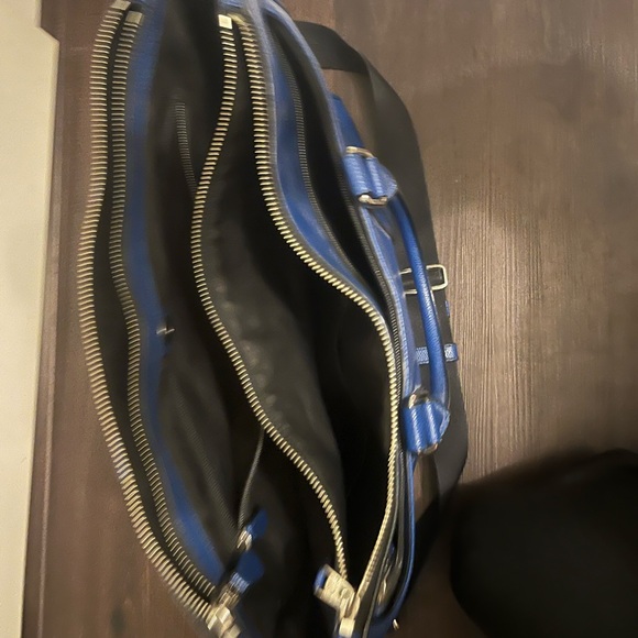 Coach work bag. Fits computer and has many pockets. Great used condition. - Picture 2 of 3